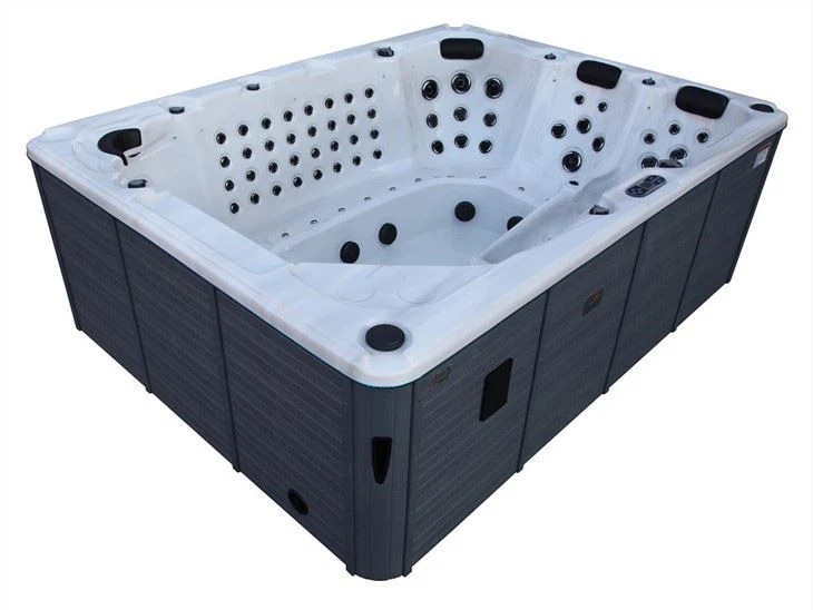 big hot tub-2